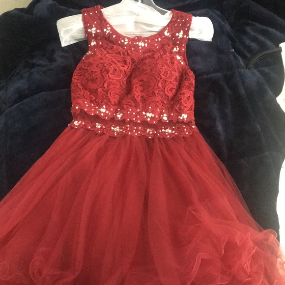 Dress - Picture 1 of 2